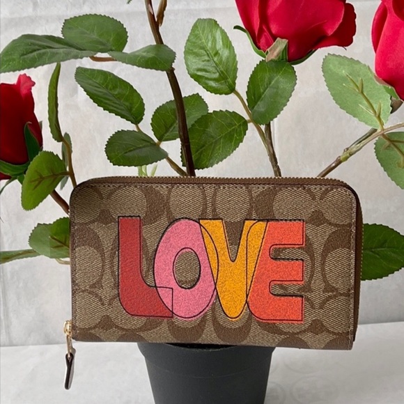 ✅SALE🆕Coach Set🍁 - Picture 6 of 11